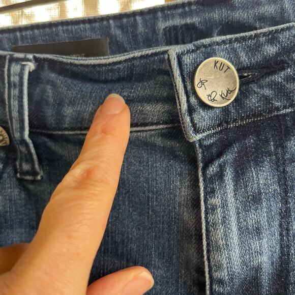 KUT From The Kloth Women's Farrah Baby Bootcut Jeans Size 10 - Picture 4 of 7